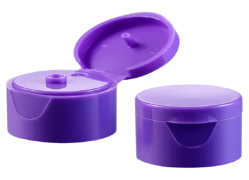 How does the manufacturing process of a plastic flip top cap affect its performance?